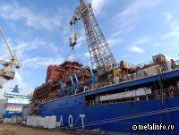 На ледокол «Чукотка» установлен 200-тонный блок из 10 секций