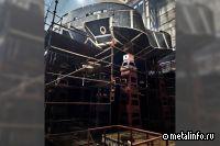 На ледокольный буксир «Нарвская застава» загружается основное оборудование